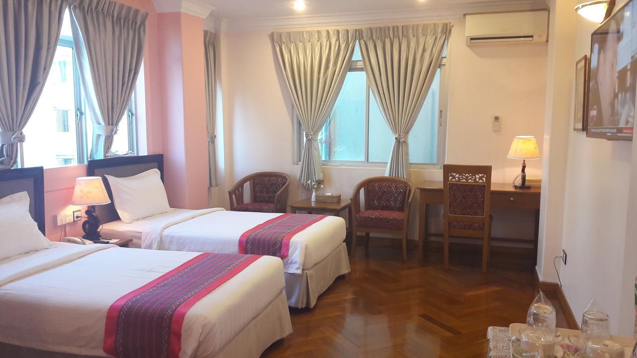 Grand Laurel Hotel Янгон Экстерьер фото